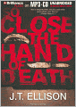 So Close the Hand of Death (Taylor Jackson Series #6)