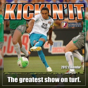 Kickin' It: Women's Soccer 2012 Wall (calendar) bCreative