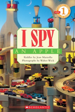 I Spy an Apple: Scholastic Reader Level 1