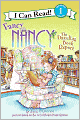 Fancy Nancy: The Dazzling Book Report (Turtleback School & Library Binding Edition)