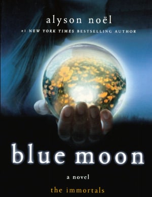 Blue Moon (Immortals Series #2) (Turtleback School & Library Binding Edition)