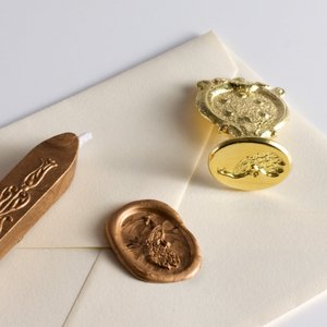 Peacock Wax Seal Set with Gold Wax