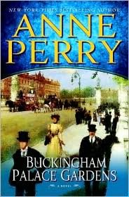 Buckingham Palace Gardens (Thomas and Charlotte Pitt Series #25)