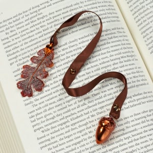 Lacy Oak Leaf & Acorn Copper Ribbon Bookmark