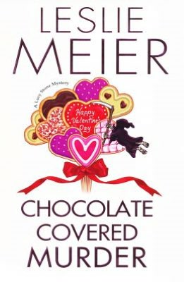 Chocolate Covered Murder (Lucy Stone Series #19)