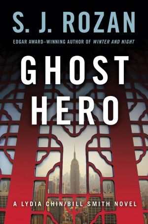 Ghost Hero (Lydia Chin and Bill Smith Series #11)