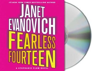 Fearless Fourteen (Stephanie Plum Series #14)