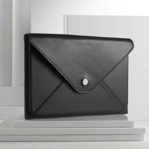 Hutton Envelope in Noir