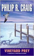 Vineyard Prey (Martha's Vineyard Mystery Series #16)