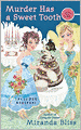 Murder Has a Sweet Tooth (Cooking Class Mystery Series #5)