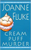 Cream Puff Murder (Hannah Swensen Series #11)