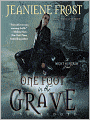 One Foot in the Grave (Night Huntress Series #2)