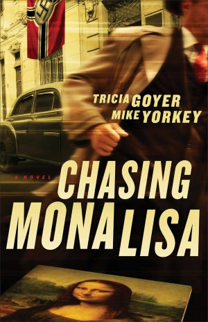 Chasing Mona Lisa: A Novel