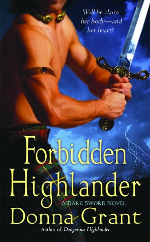 Forbidden Highlander (Dark Sword Series #2)