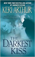 The Darkest Kiss (Riley Jenson Guardian Series #6)