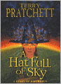 A Hat Full of Sky (Tiffany Aching Series #2)