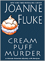 Cream Puff Murder (Hannah Swensen Series #11)