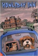 Howliday Inn (Bunnicula Series)