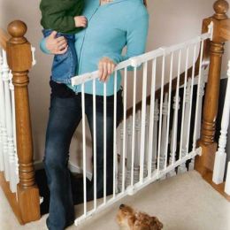 Kidco Angle Mount Safeway Gate, White