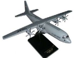 Daron Worldwide Trading B8410 C-130J-30 Hercules 1/100 AIRCRAFT